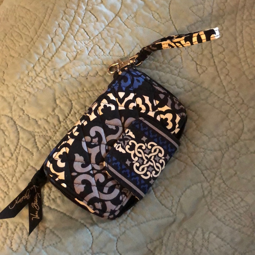 Vera Bradley Wrist Wallet / phone carrier